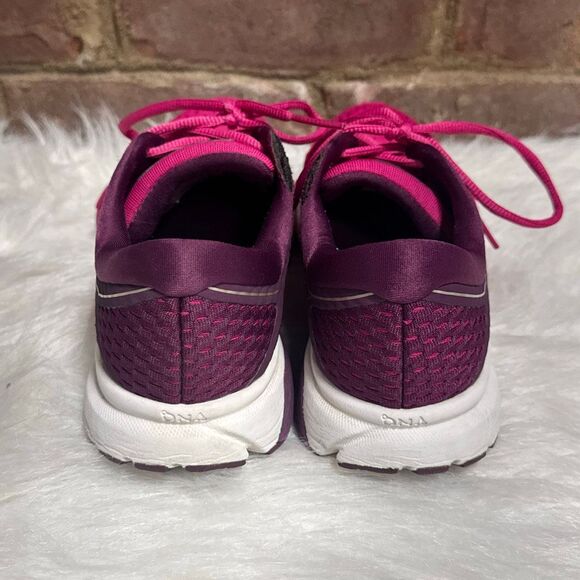 Brooks Ravenna 9 Womens Running Shoes - US 9 B Pink / Purple - Picture 4 of 10